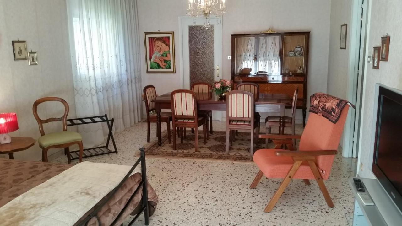 Tora House Gasthof
